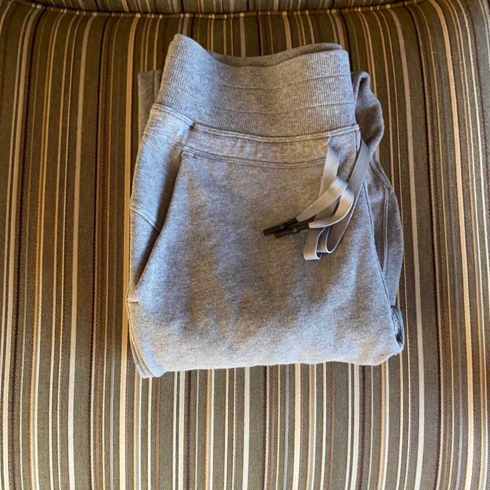 Lulu Lemon Press Pause Joggers Gray Size 4
